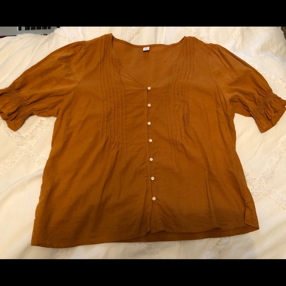 Old Navy blouse